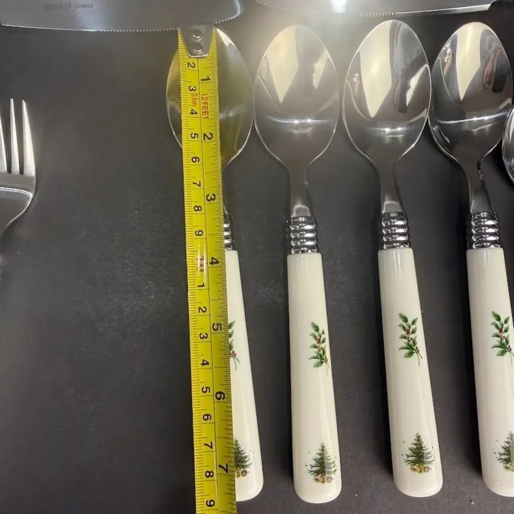 Nikko Happy Holidays Christmas 18/10 Stainless Steel Flatware 20 Pieces